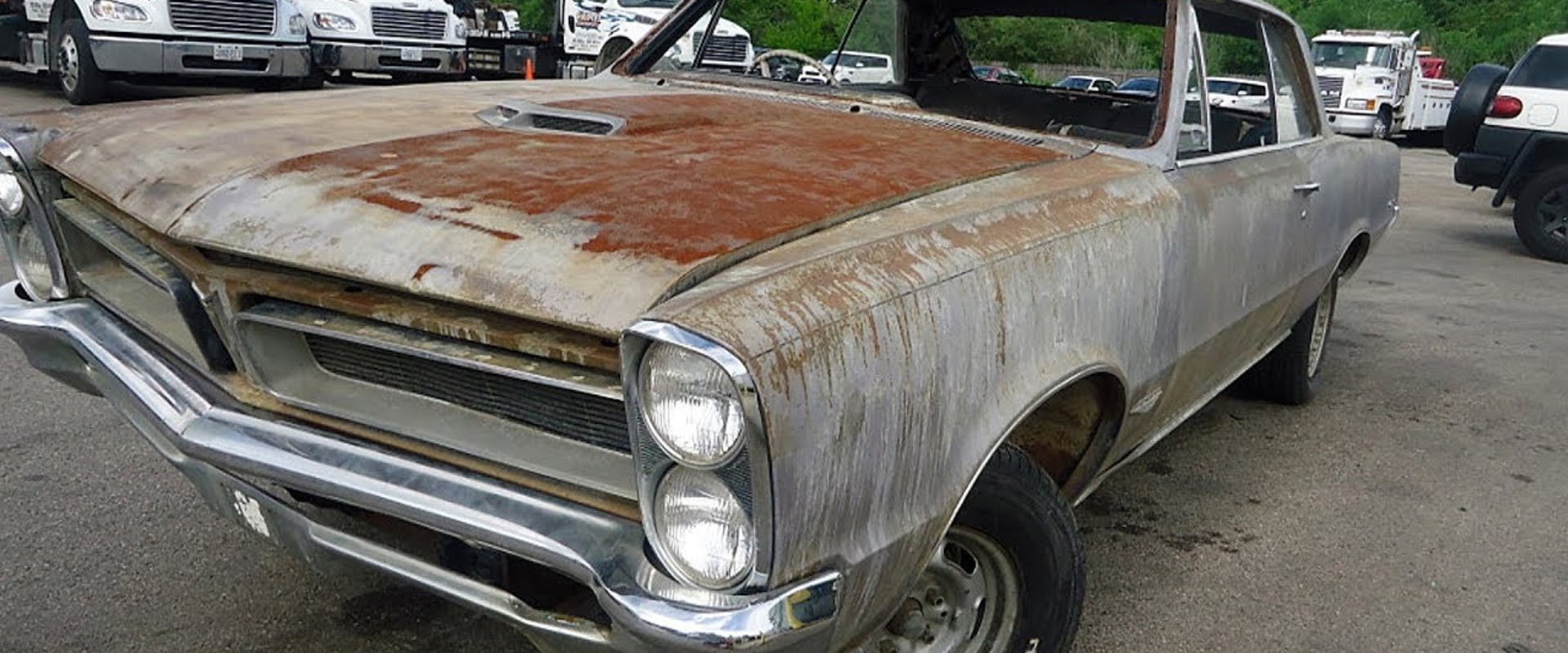Community Support for Pontiac Car Restoration Projects